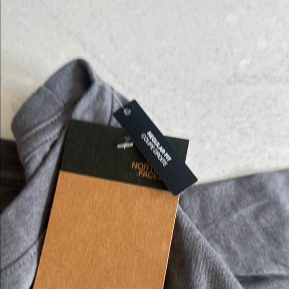 The North Face Gray Short Sleeve Tee with Classic Crew Neck - Picture 5 of 6